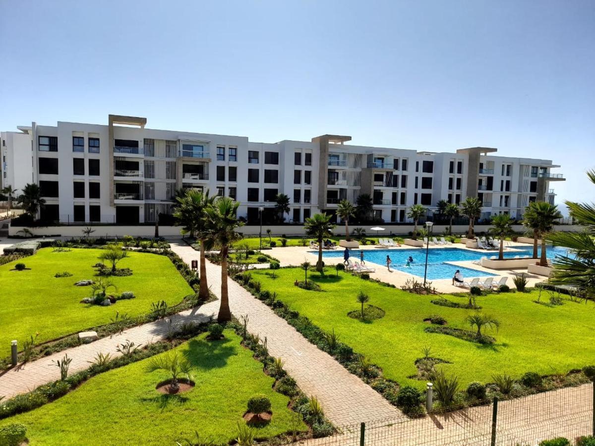 Vus Sur Mer Et Piscine Salé Zewnętrze zdjęcie